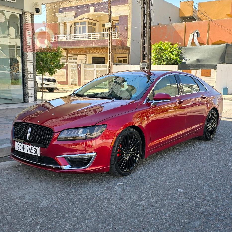 لینکۆڵن MKZ